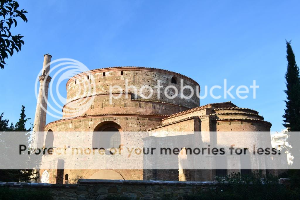 http://i409.photobucket.com/albums/pp176/JCNadal_x/DSC_0276.jpg