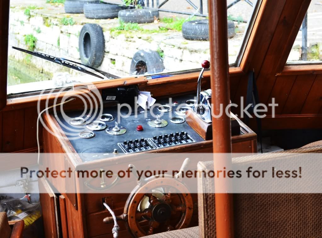 http://i409.photobucket.com/albums/pp176/JCNadal_x/DSC_0606-1.jpg
