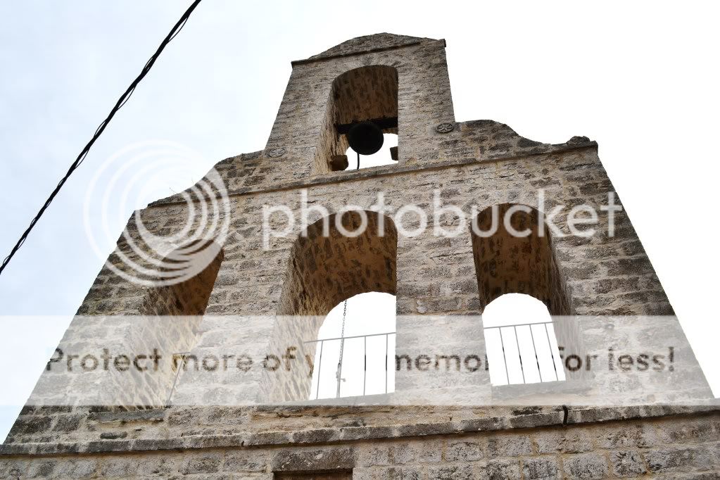 http://i409.photobucket.com/albums/pp176/JCNadal_x/DSC_0634-1.jpg