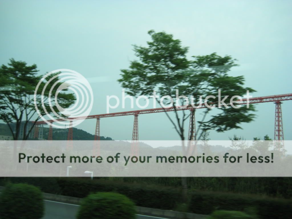 http://i409.photobucket.com/albums/pp176/JCNadal_x/IMG_4225.jpg