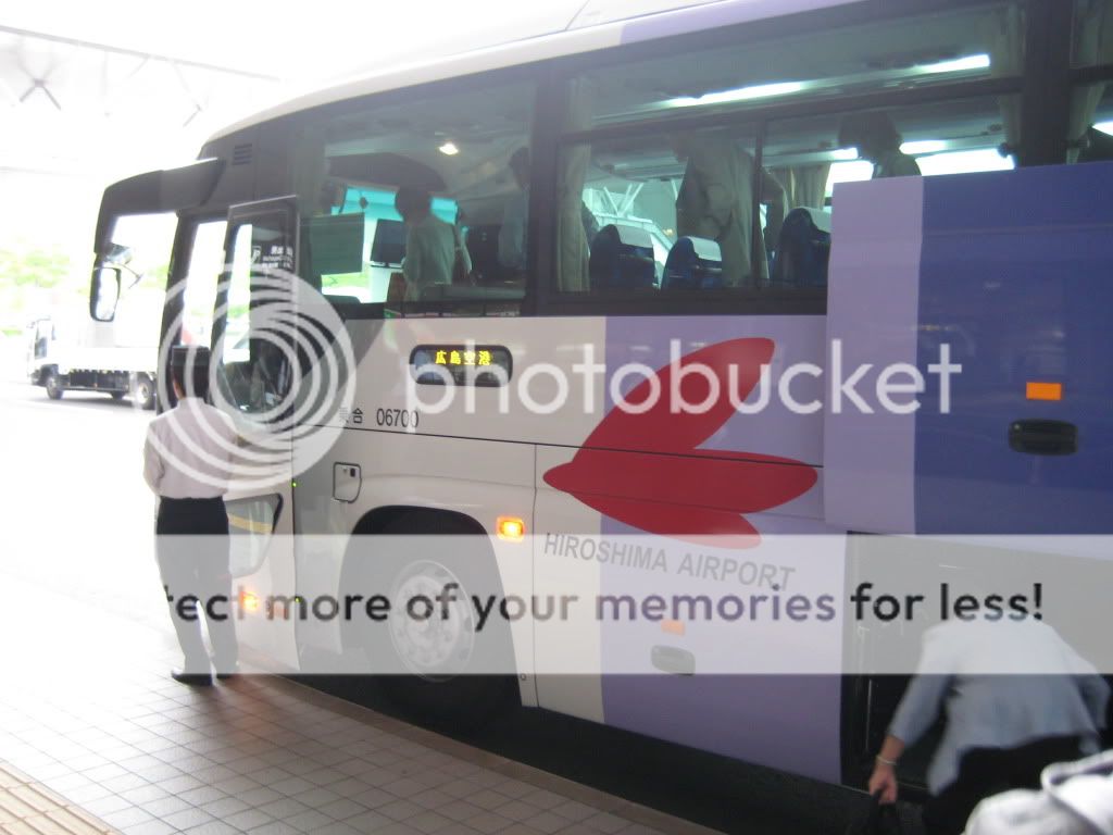 http://i409.photobucket.com/albums/pp176/JCNadal_x/IMG_4231.jpg