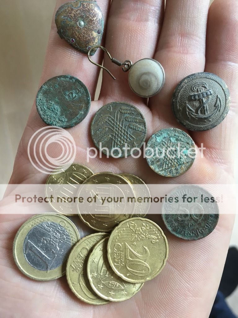 A6E54485-CB7E-4904-83C0-D39561215B38_zps